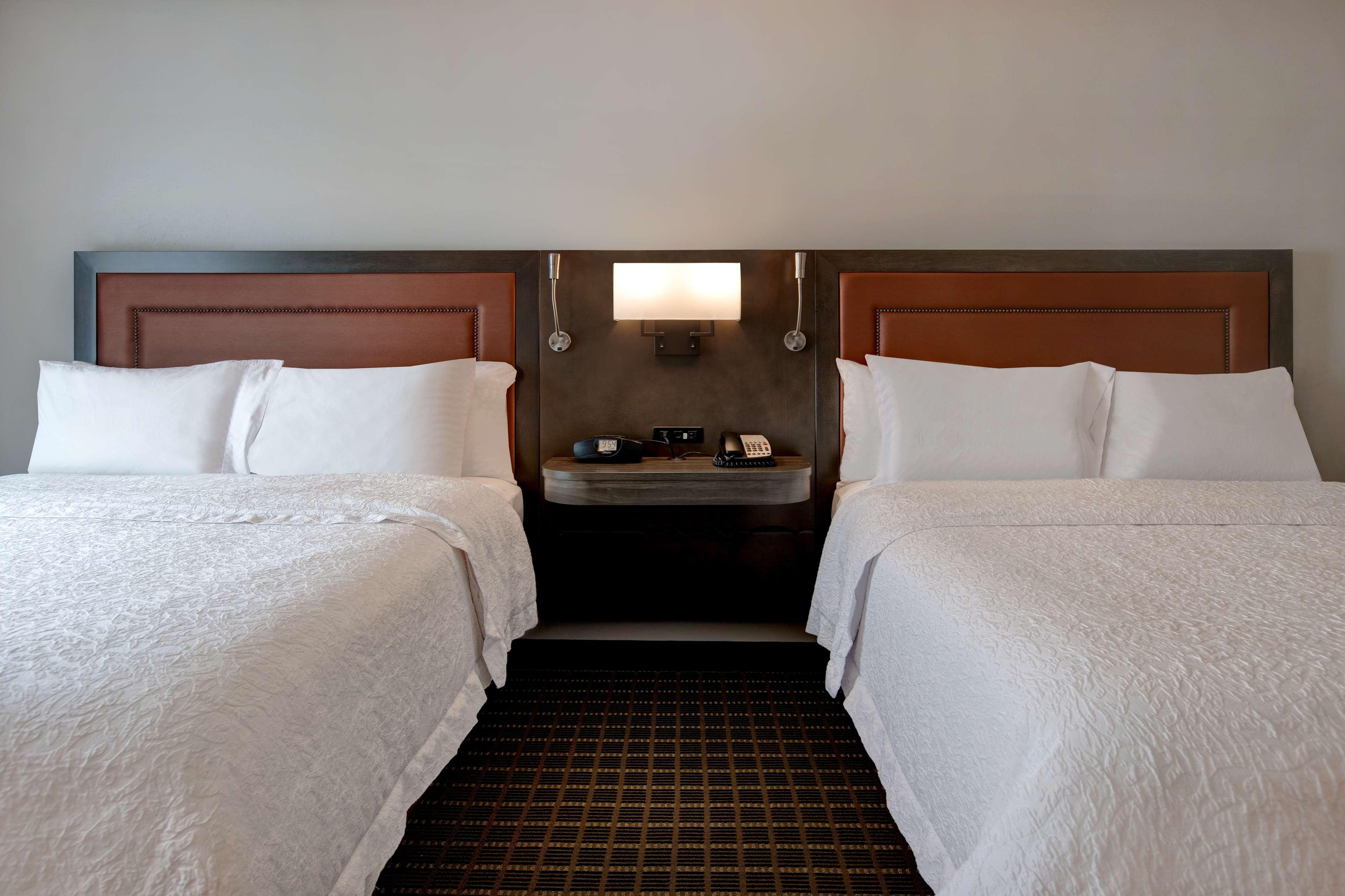 Hampton Inn&Suites Greenville-Downtown-Riverplace Buitenkant foto
