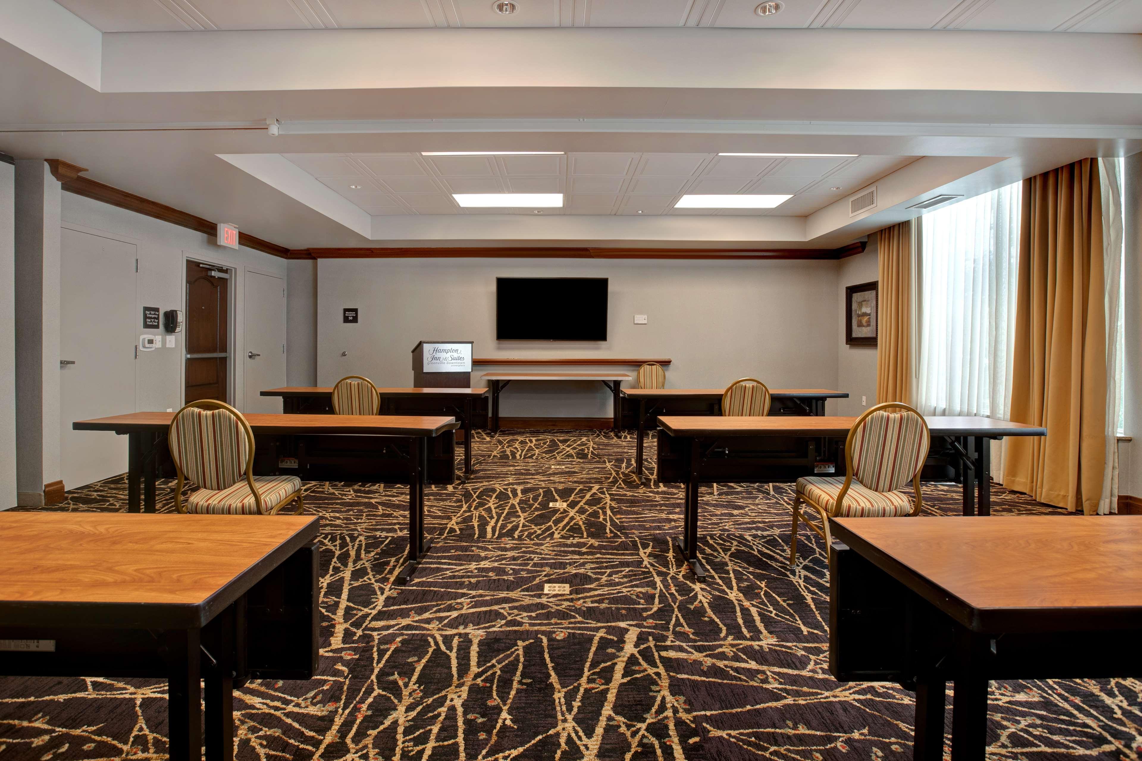 Hampton Inn&Suites Greenville-Downtown-Riverplace Buitenkant foto