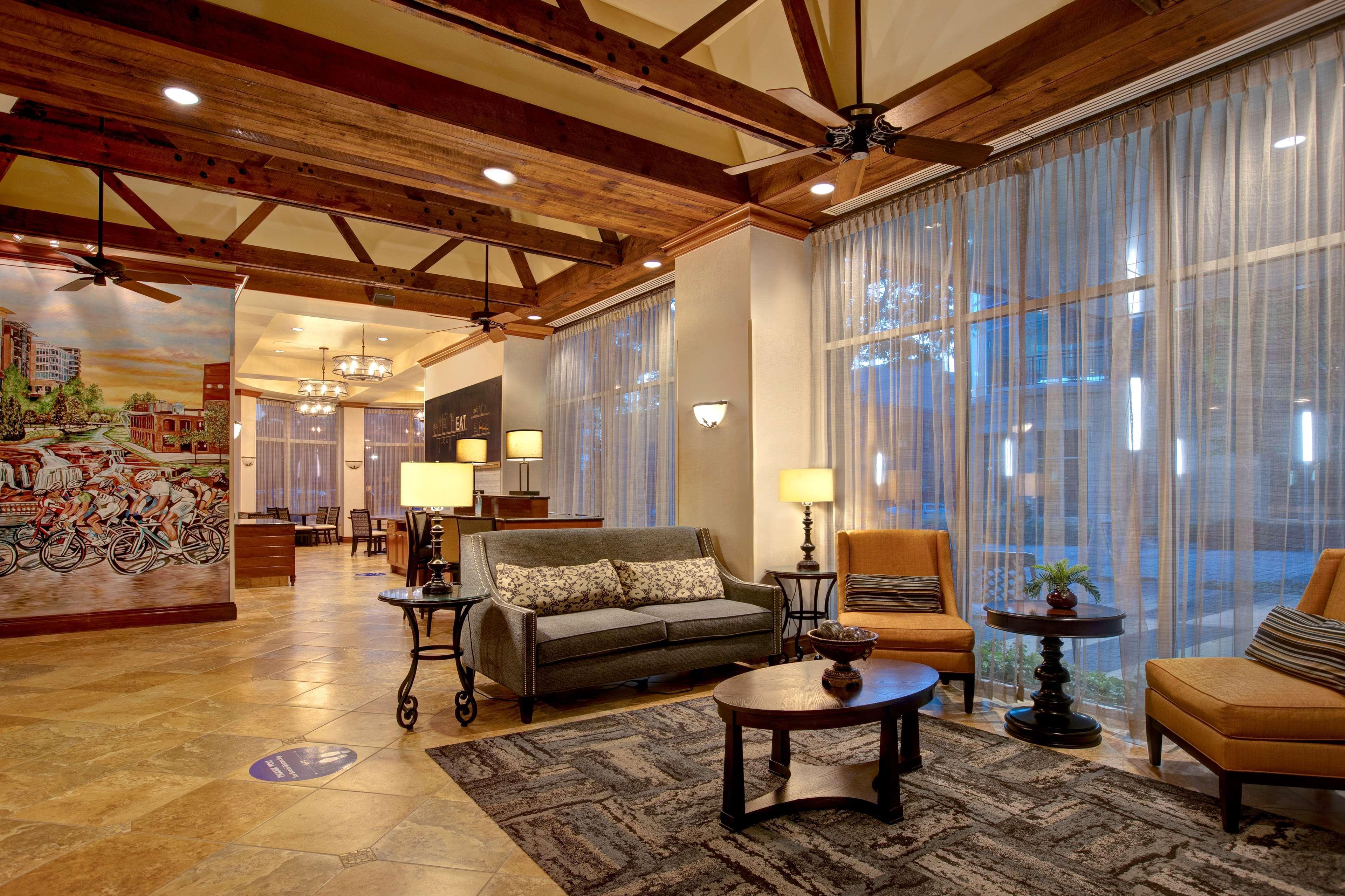 Hampton Inn&Suites Greenville-Downtown-Riverplace Buitenkant foto