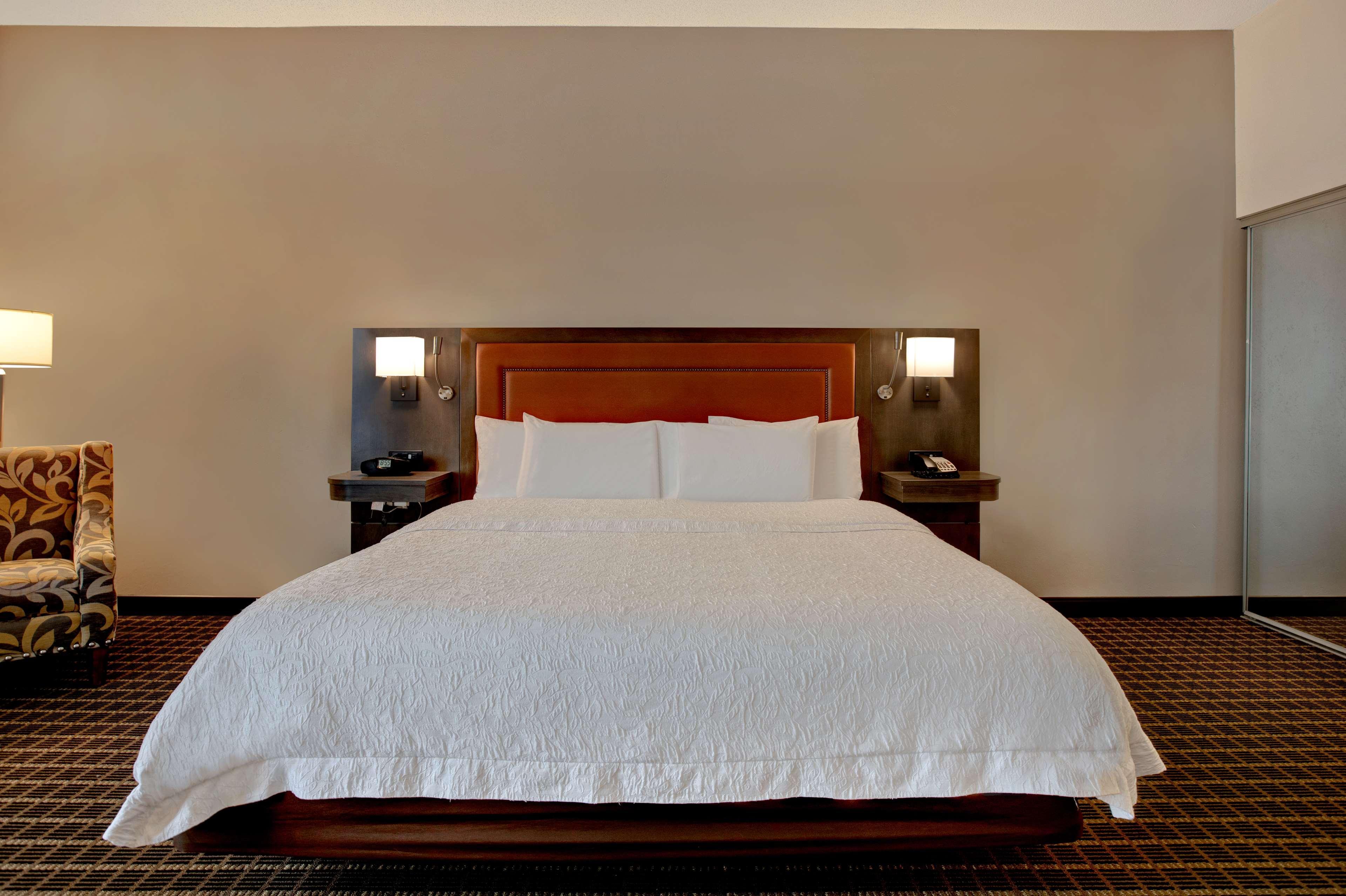 Hampton Inn&Suites Greenville-Downtown-Riverplace Buitenkant foto