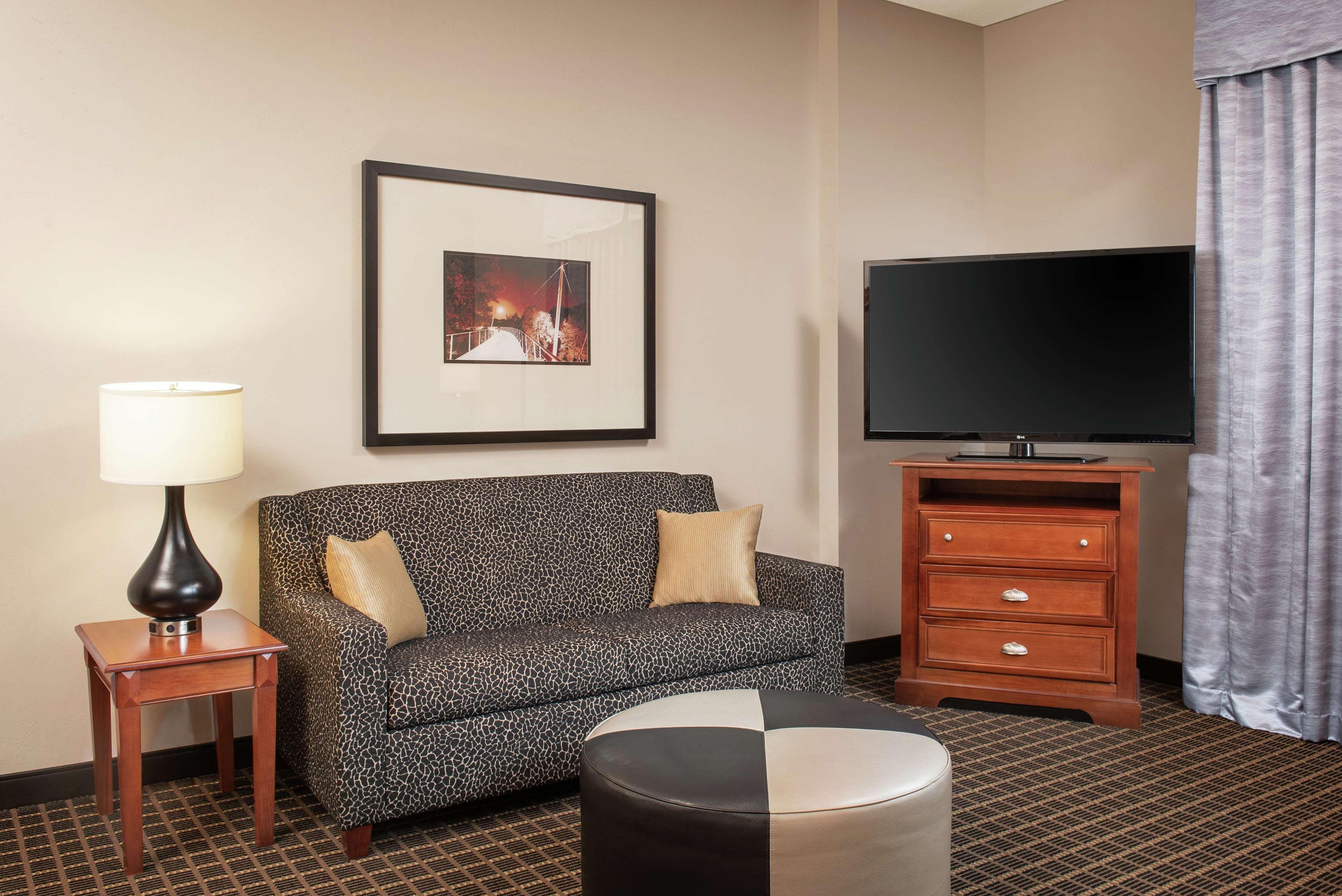 Hampton Inn&Suites Greenville-Downtown-Riverplace Buitenkant foto