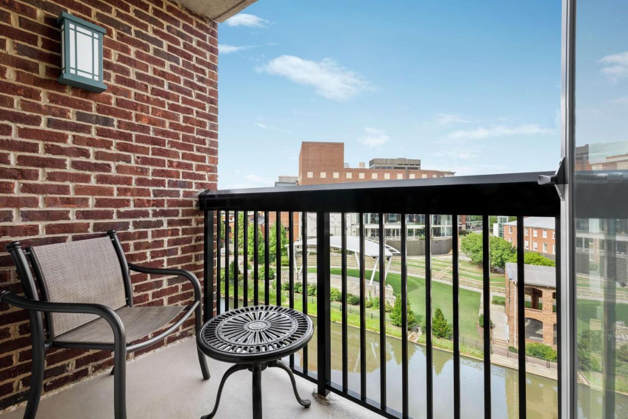Hampton Inn&Suites Greenville-Downtown-Riverplace Buitenkant foto